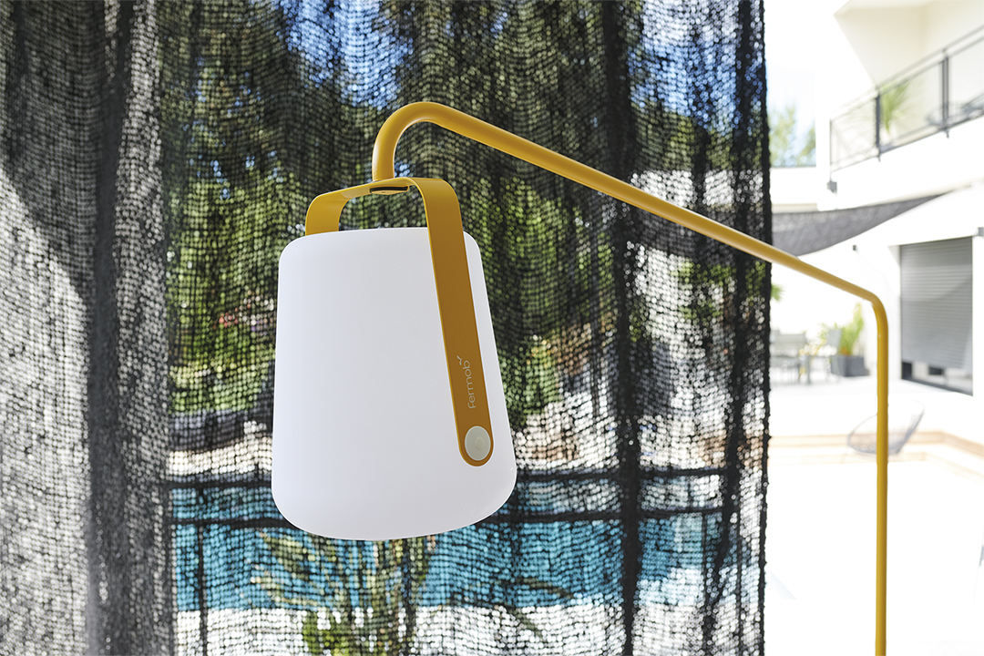 Balad offset stand | Tall wireless floor lamp for outdoor use | Fermob